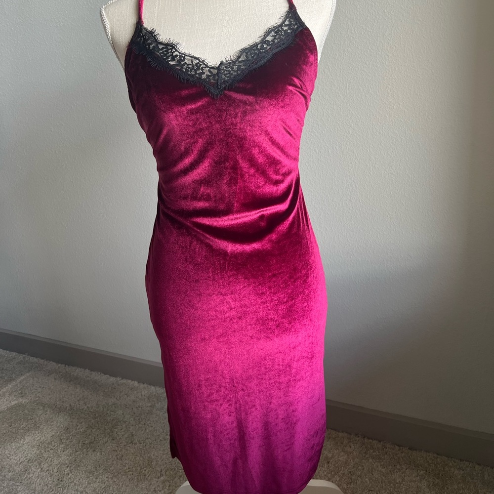 Red Lace Detail Midi Dress With Slit